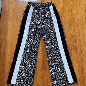 Suncoo black and white Floral Pants S